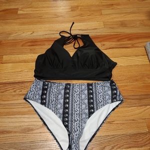 3 piece Plus Ditsy Floral Print Bikini Swimsuit 4XL w/ skirt